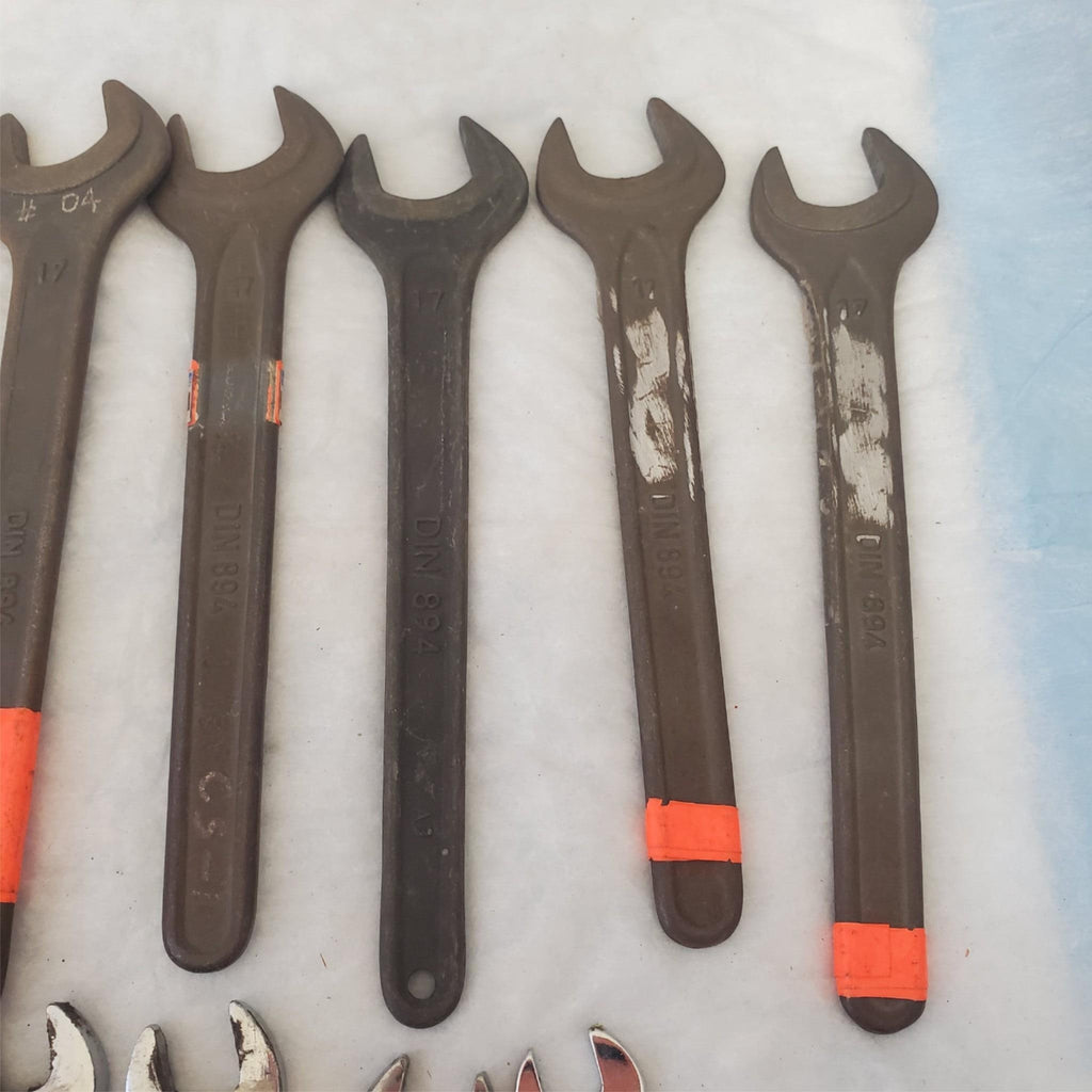 Lot of 20 Assorted Various Size Wrenches Tools LOT 355