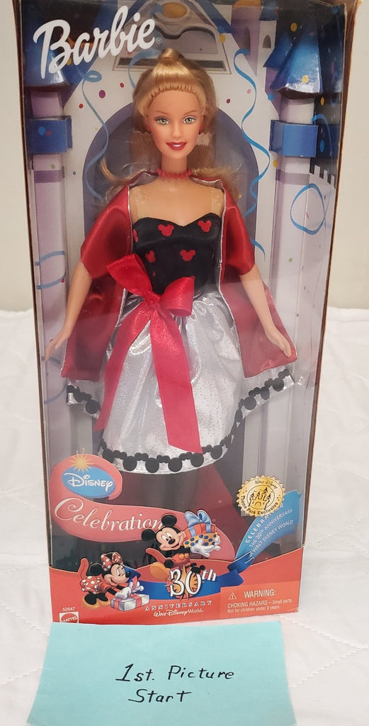 Disney 30th Anniversary Barbie WDW Exclusive Red Cape Silver Skirt Rare