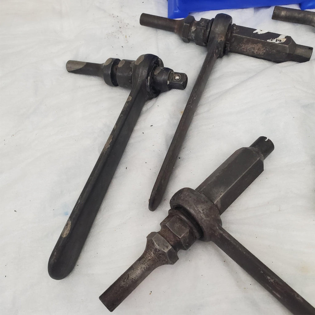 Lot of 5 Assorted Screw Removal Impact Tool LOT-694