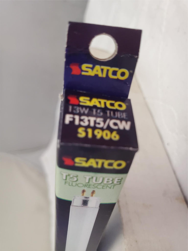 Lot of 10 Satco 13w 15 tube F13T5/CW Lamps