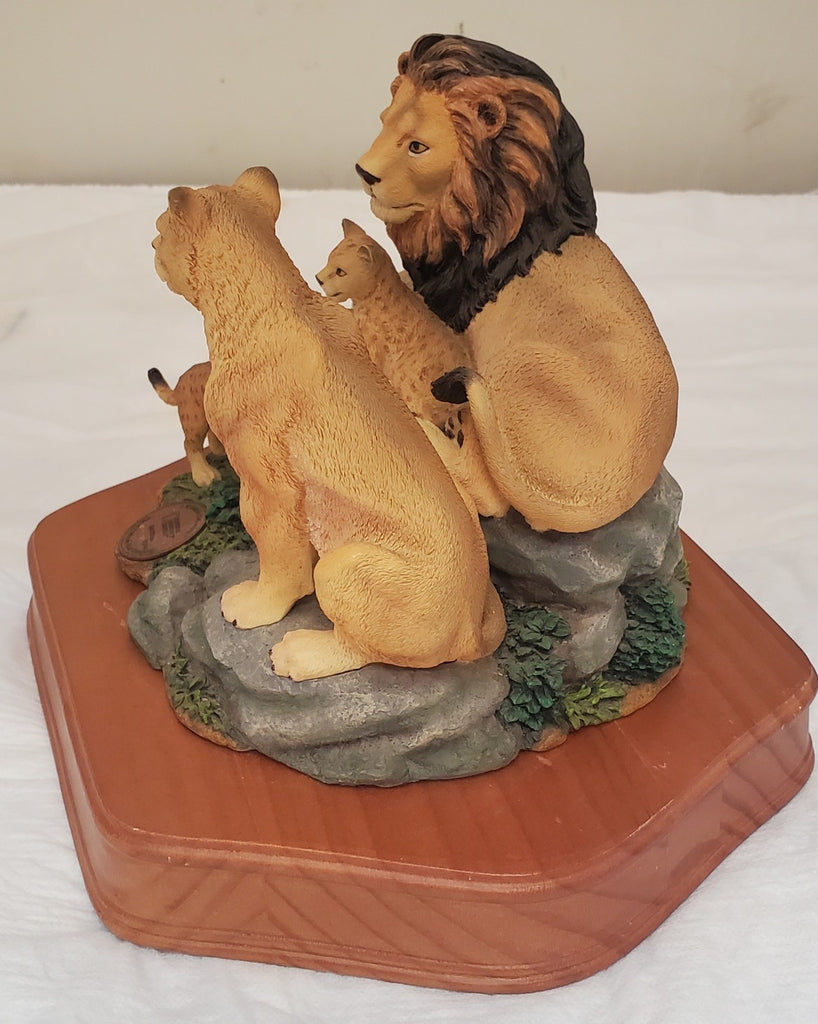 National Geographic Wildlife Collection San Francisco Music Box
