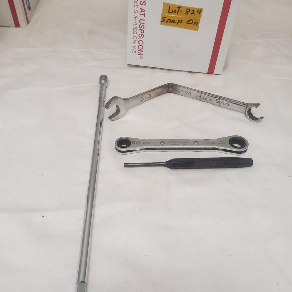 Snap on Tool Collection Ratchet Wrench Extension Punch Set LOT-824
