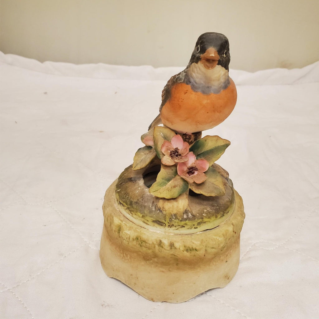 Lefton #KW7229 Porcelain Sparrow figurine Music Box