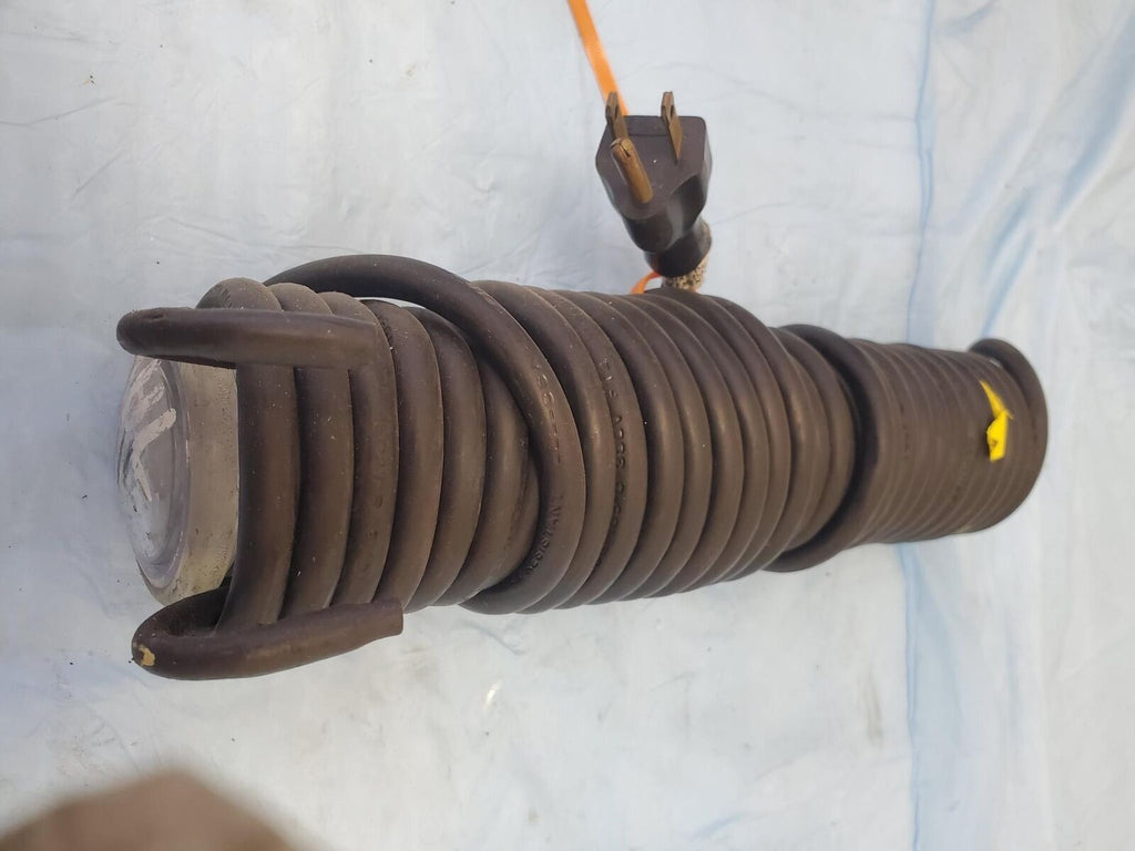 General Manufacturing Stubby II Fluorescent Light