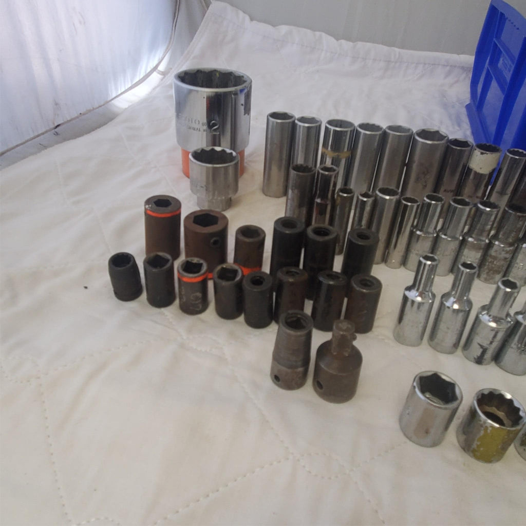 Lot of 120 pc Assorted Sockets/ Chrome / Ratchet Impact Sockets LOT 307