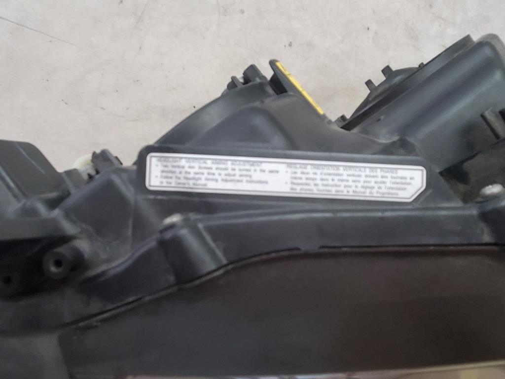 2009-2013 LEXUS RX330-350 Right Passenger Headlight Broken Tabs