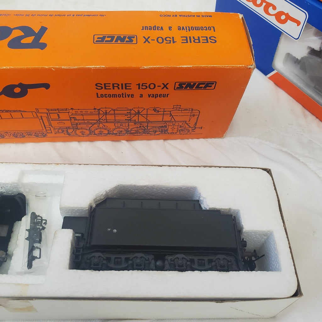 Roco International HO 04126, 43375, 43719, 43758, & 44028 Train Set