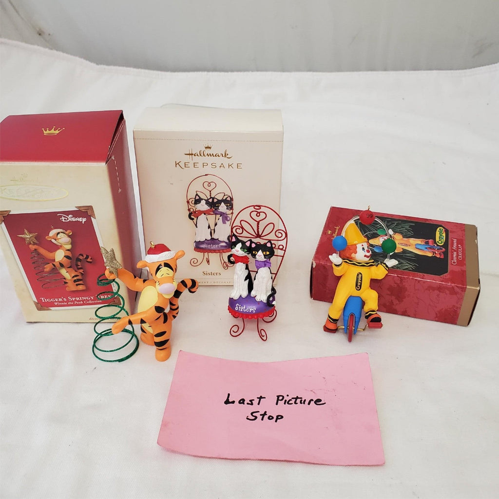Lot of Hallmark Keepsake Tiggers Springy Tree,Clownin Around & Sisters Ornaments