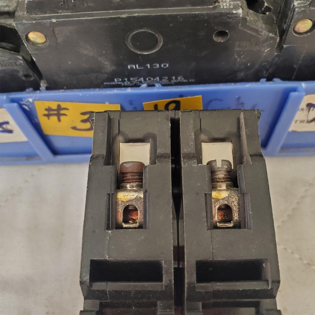Large Lot of 19 Used Circuit Breakers Assorted #30