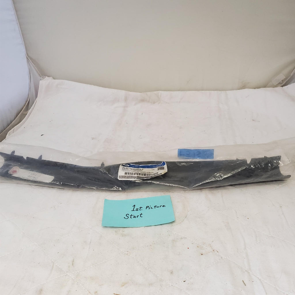 Ford 15-22 F-150 F-250 Panel Extension Seal Strip FL3Z-25403B54-A
