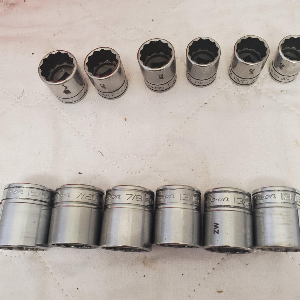 Lot of 16 Assorted Snap-On Drive 12-Point Sockets LOT 531