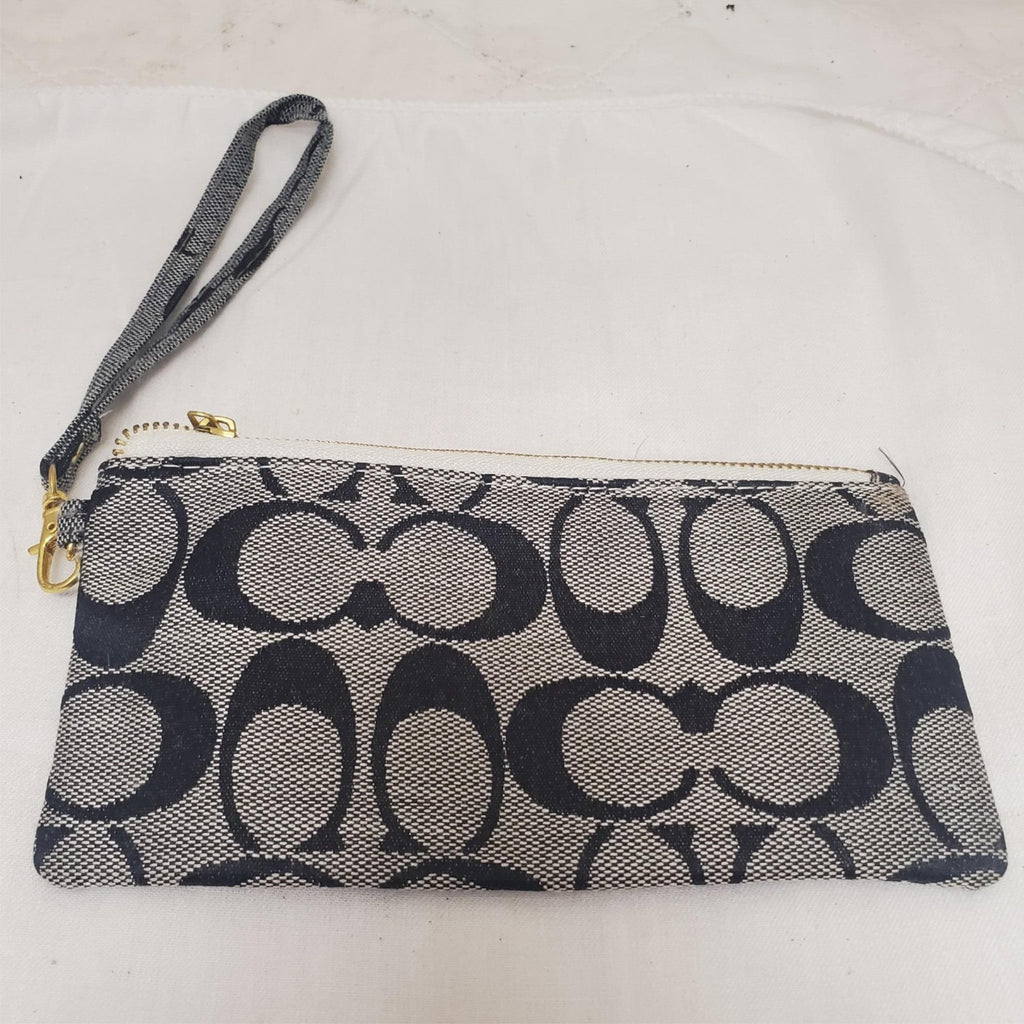 Coach Small Money Wrist Wallet Purse