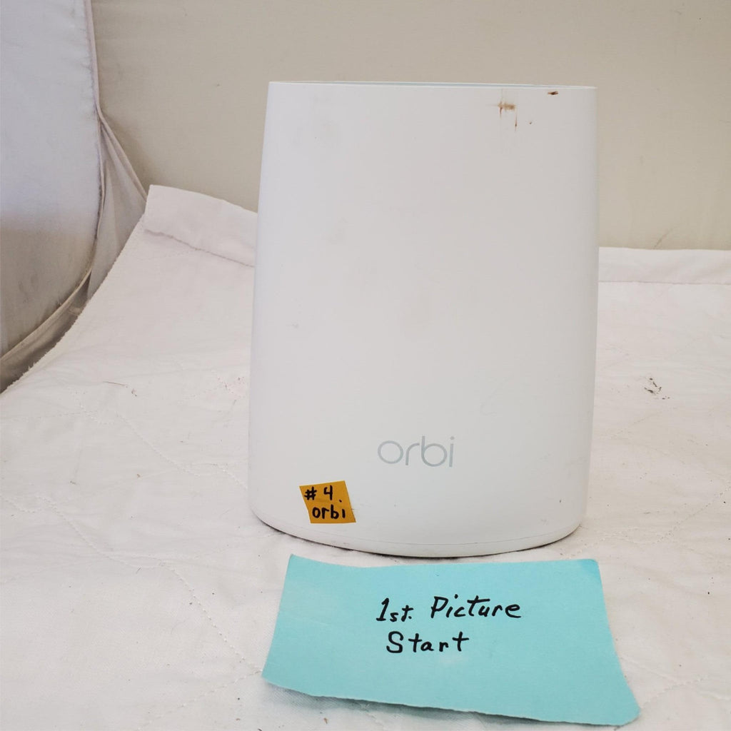 Netgear Orbi RBR40 AC2200 Router Whole Home Tri-band WiFi #4