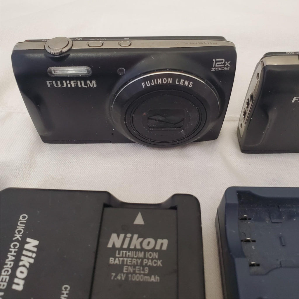Lot of FujiFilm FinePix T555 Digital Camera & Various Batteries & Chargers