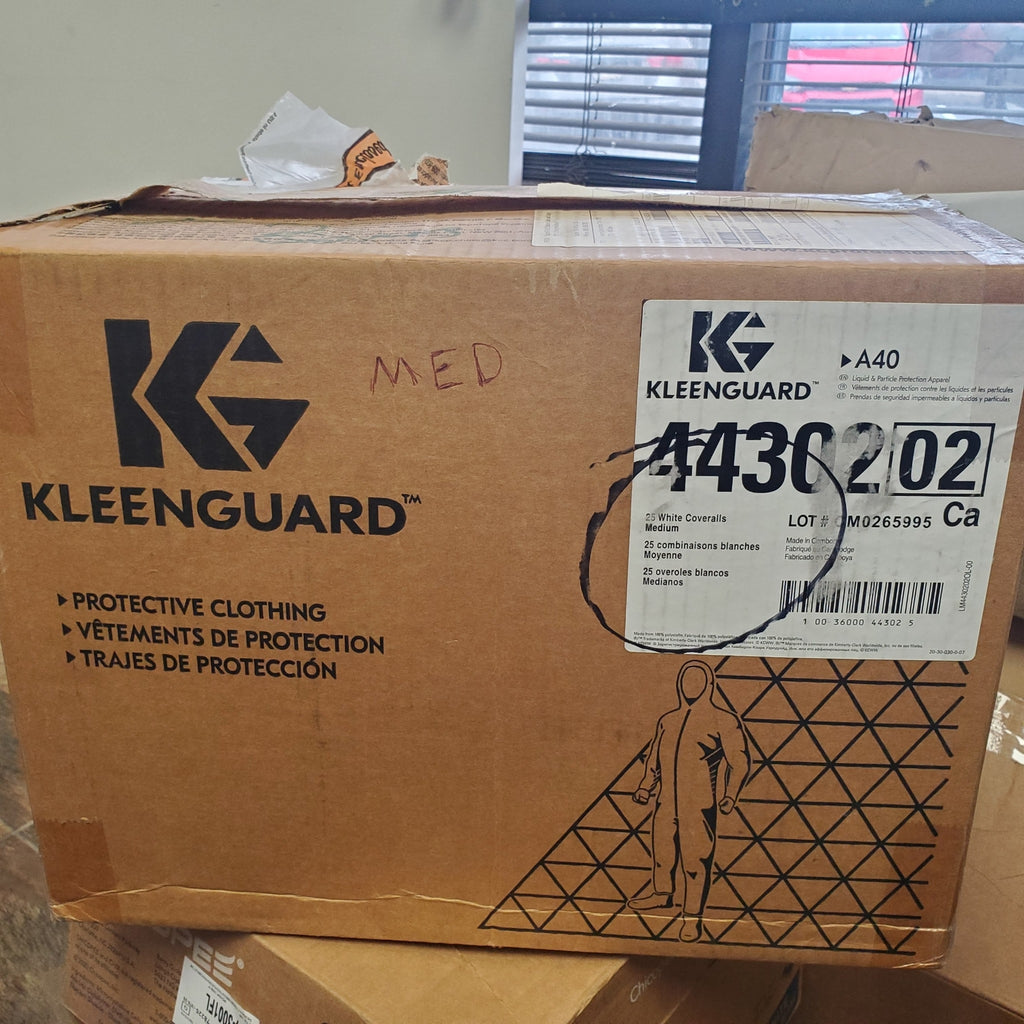 Kimberly-Clark 44302 Disposable Coveralls, M, 25 , White, Kleenguard A40