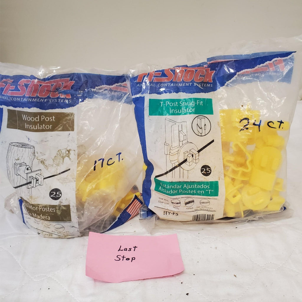 Fi-Shock Standard Snug-Fitting T-Post Insulator & Wood Post Knob Insulator