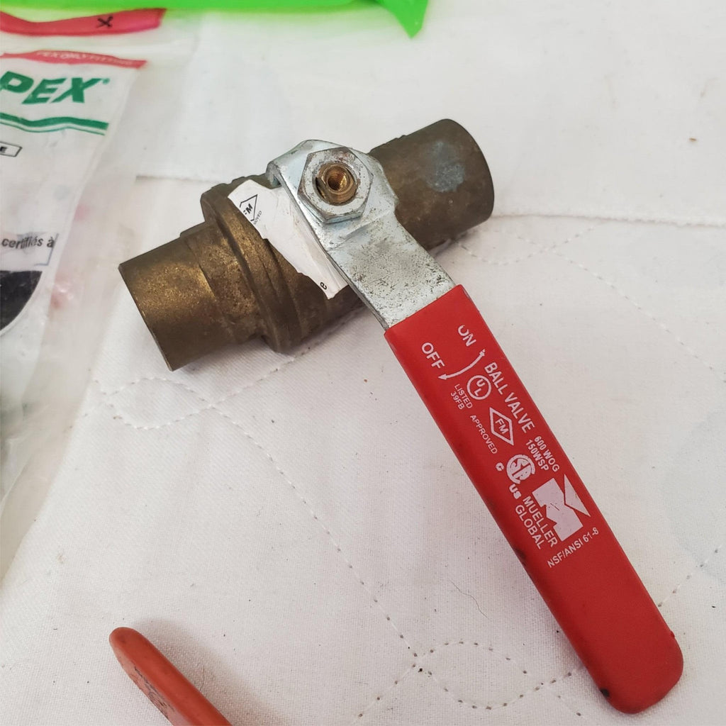 Lot of Sharkbite Everbilt Plumbing Pipe Fittings Elbows