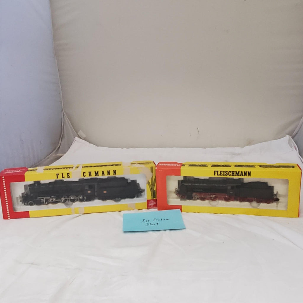 Lot of 2 Fleischmann 4160 and 4178 Toy Train Set