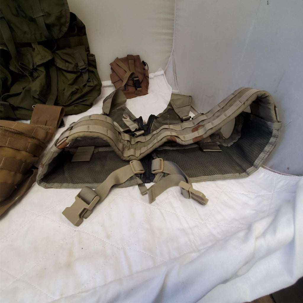 Lot of Field Pack Combat, USMC Tactical Assault Panel, US Military MOLLE Vest
