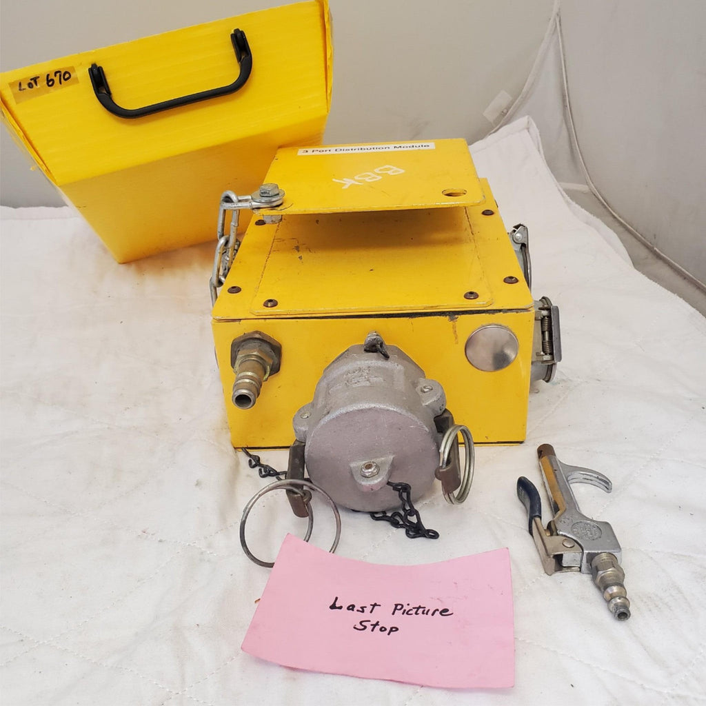 Clayton 3 Port Distribution Module for Electric DustMaster Vacuum LOT-670