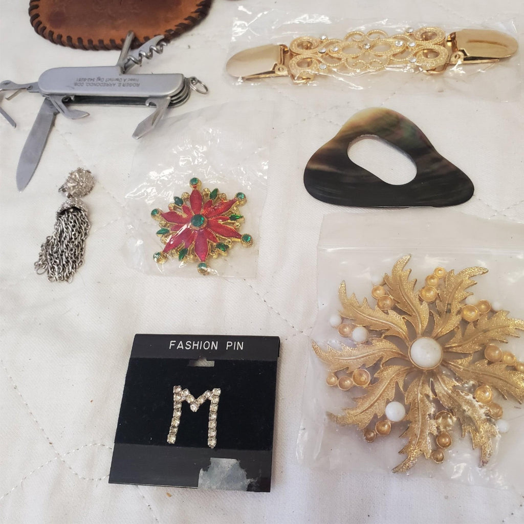Lot of Assorted Various Brooch, Hair Clips, Pendent & Swiss Knife LOT-9