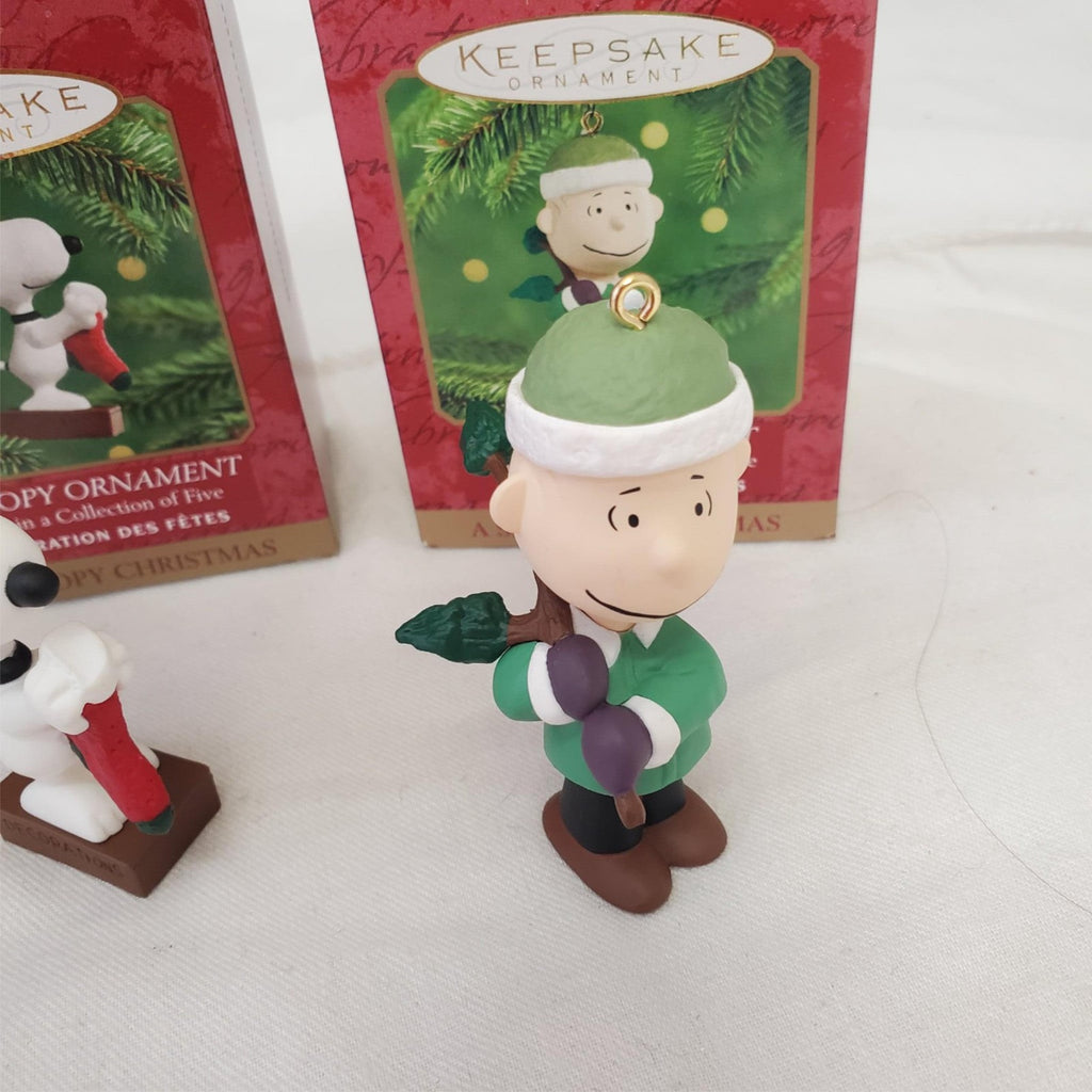 Lot of 4 Hallmark Keepsake A Snoopy Chritmas  Ornaments Set 