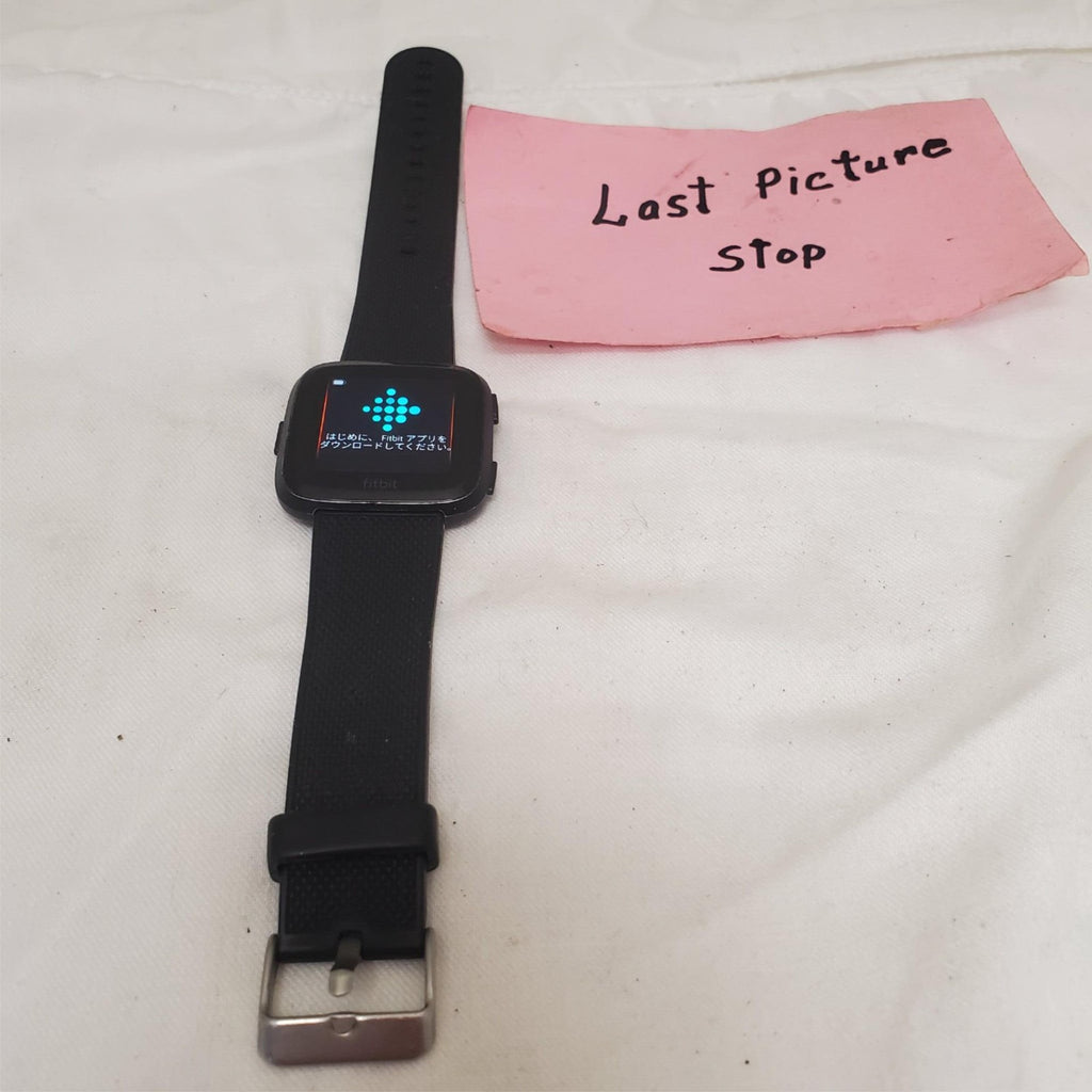 Fitbit Versa Health and Fitness Smartwatch 