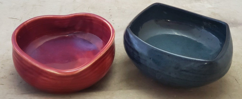 Lot of 2 Vintage Red and Blue Decorative Serveware Ceramic Bowl AZiza