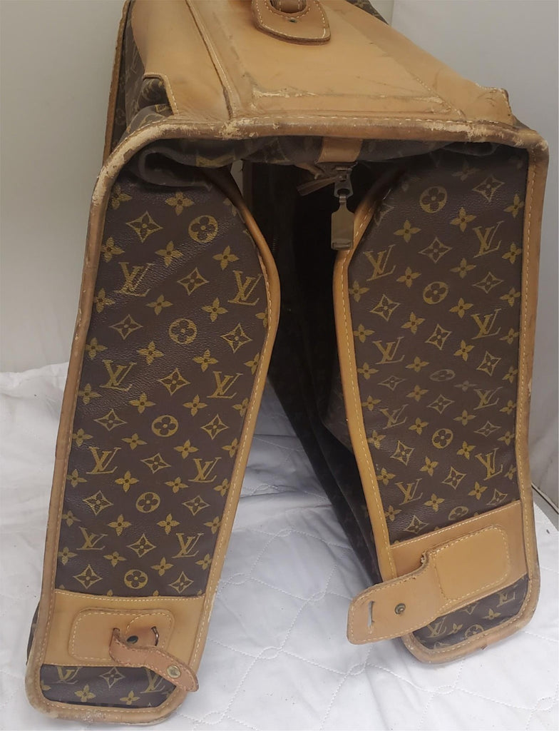 Louis Vuitton Luxury Travel Hanging Suitcase