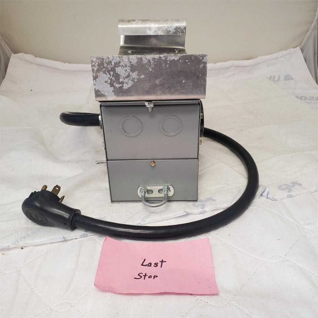 HUGHES R.V. RV36HLA, RV3600HLL, RV6200HLL VOLTAGE BOOSTER