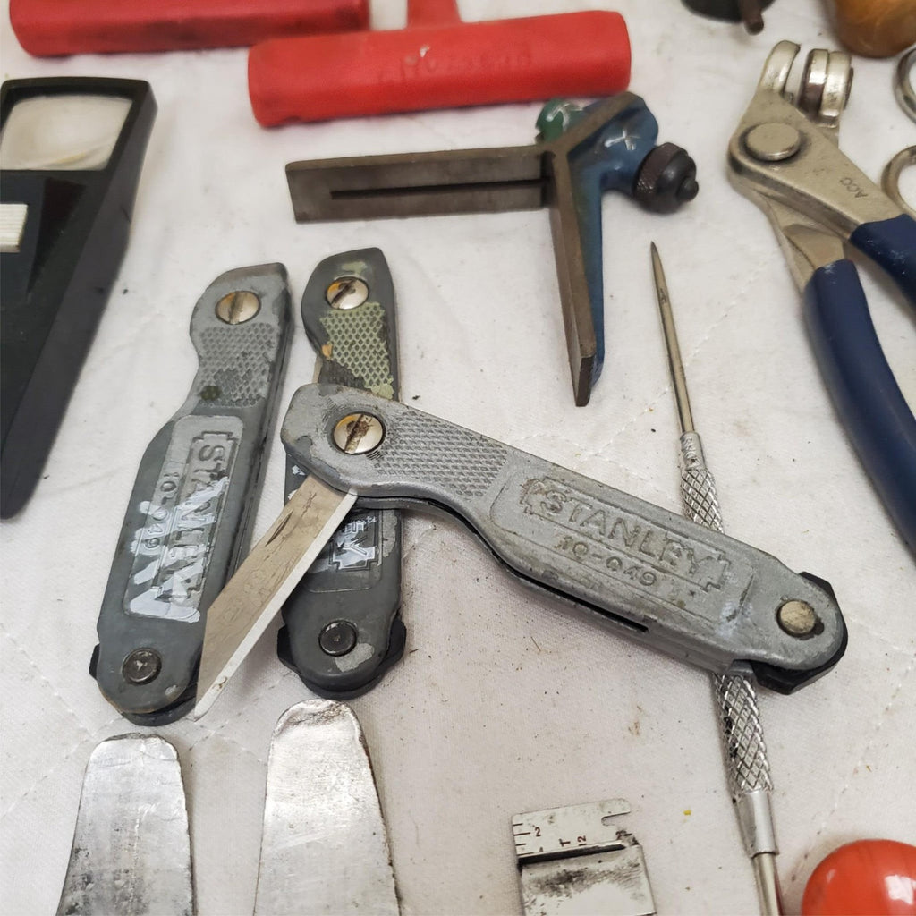 Mixed Lot Precision Hand Tools Scissors Forceps Caliper Pliers Scrapers LOT-547