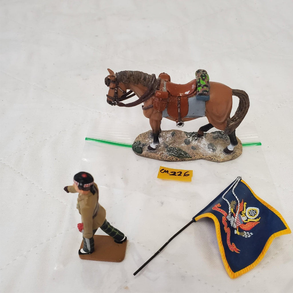 King & Country NA445 GHO Officer Marching, COSSACKS Horse & Flag CM-226