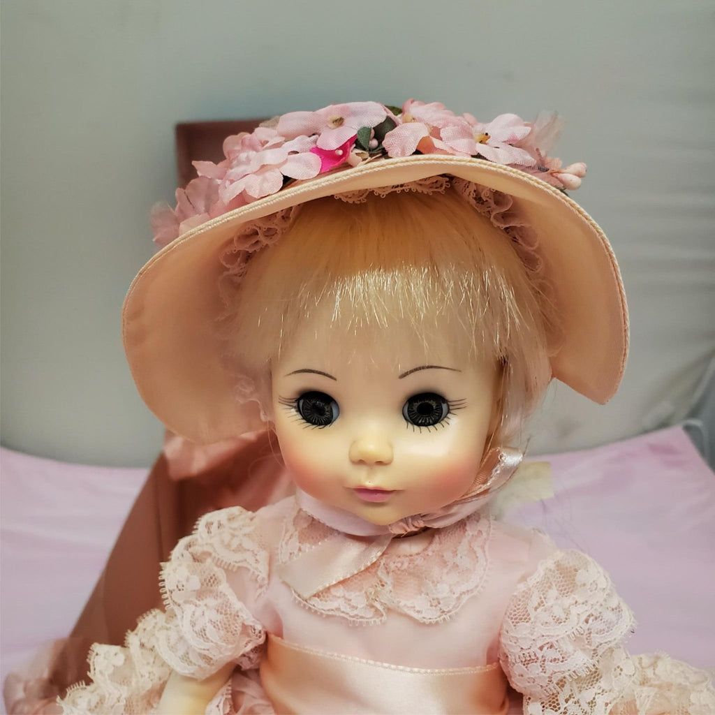 Madame Alexander #1578 Renoir Doll Set with Box & Stand