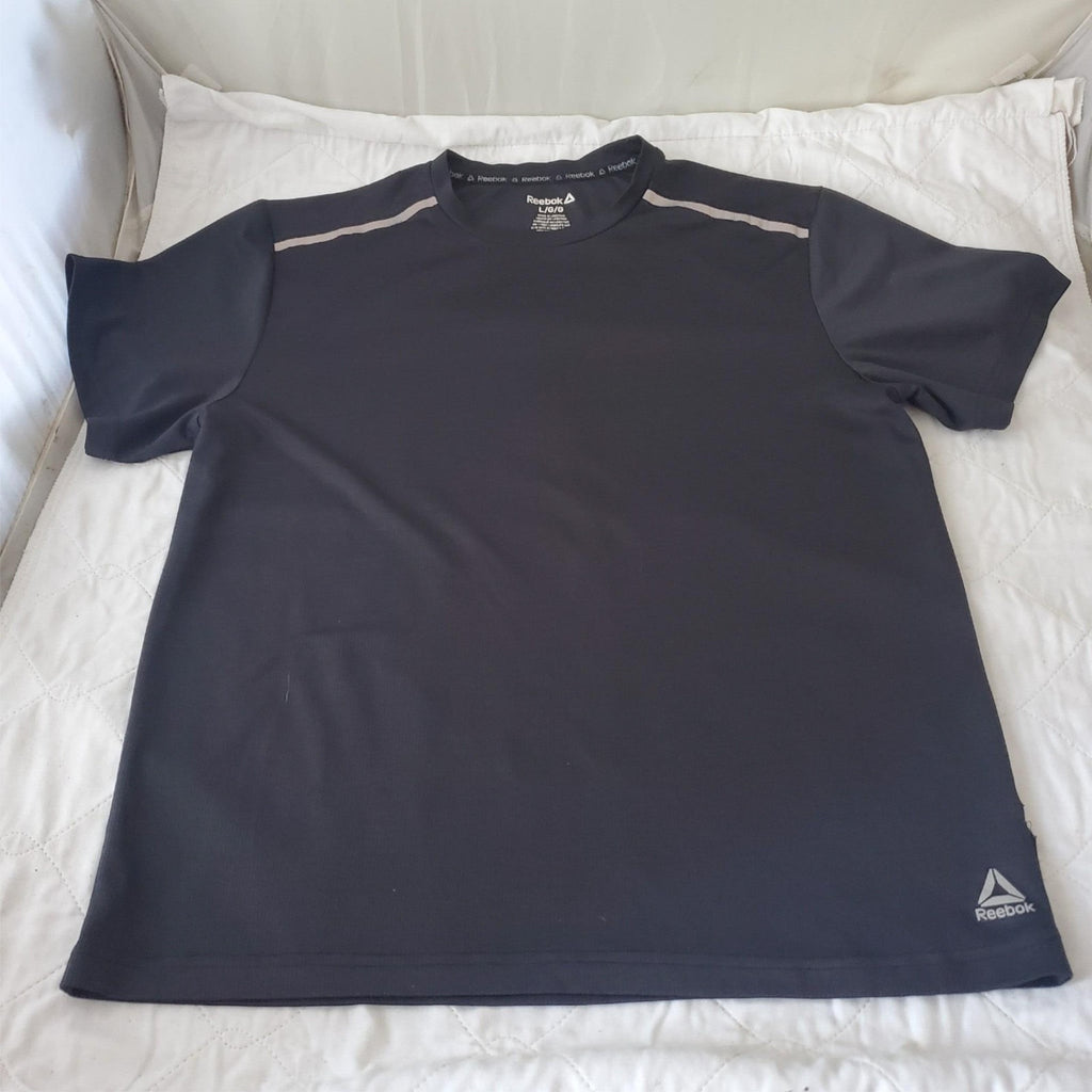Lot of 4 Size L Rebook, Russell & Other Brand  Dry Fit Short Sleeve Shirt Mens 