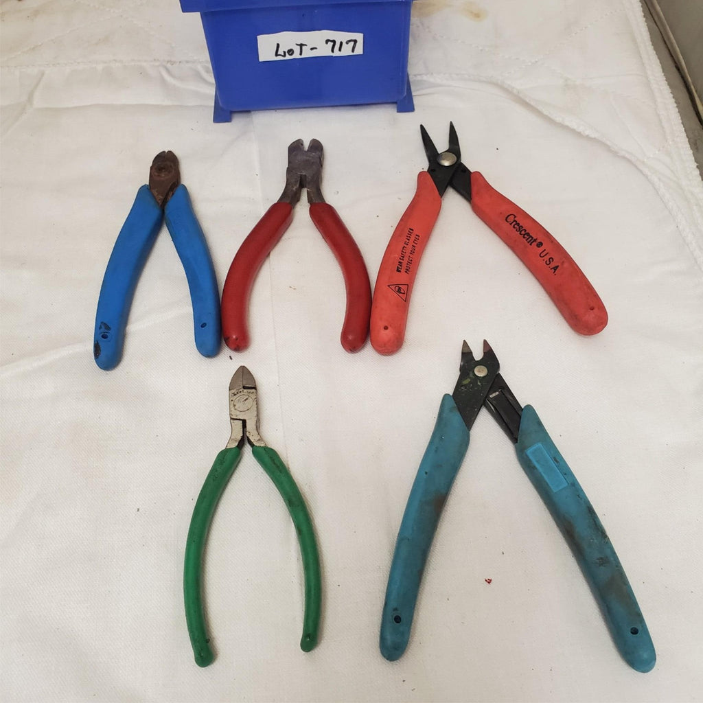 Lot of 5 Angled Wire Cutting Pliers LOT-717