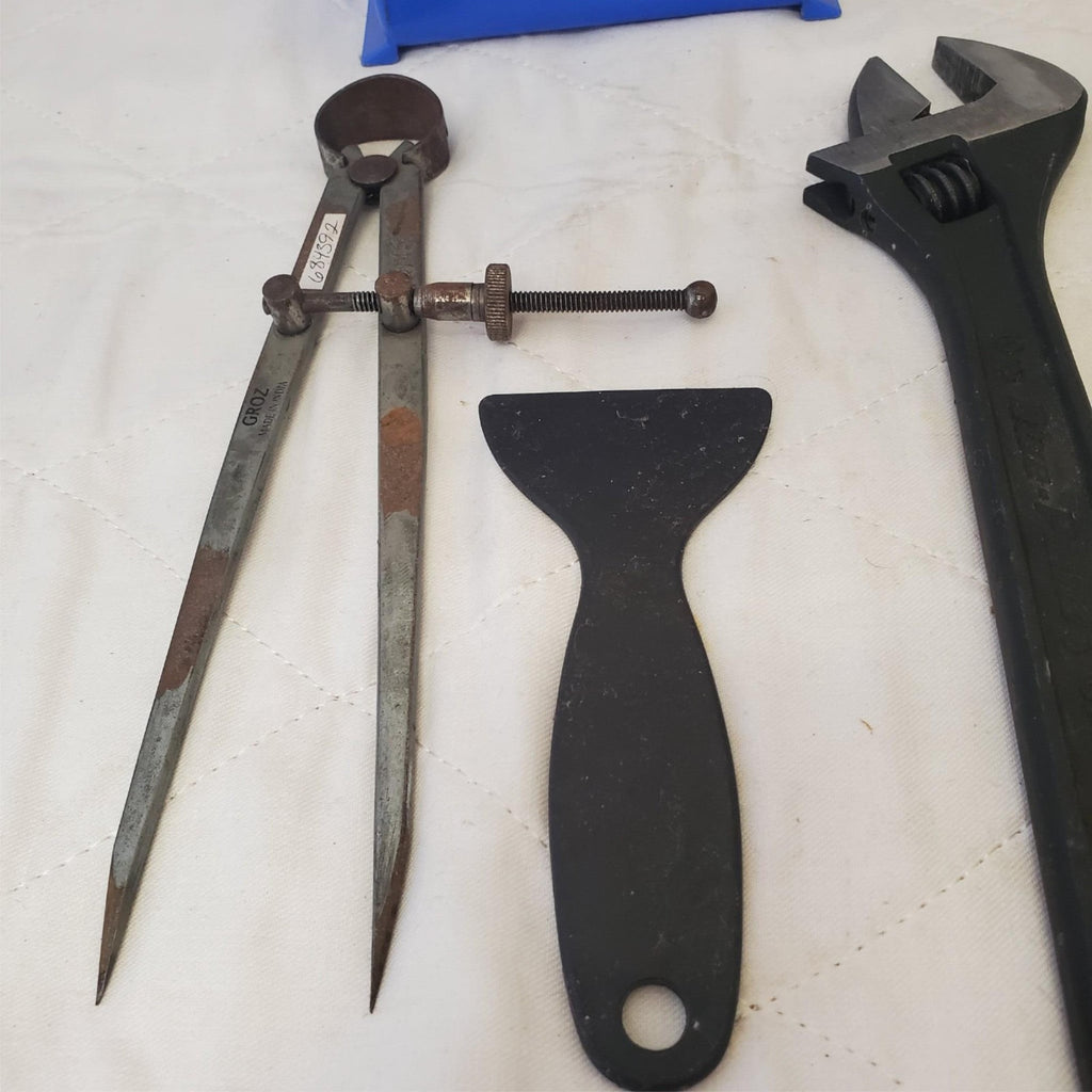Lot of Assorted Various Hand Tool Set LOT-142
