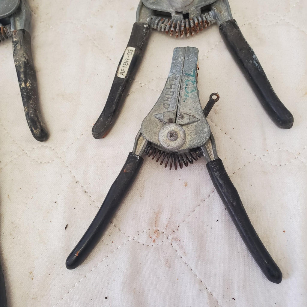 Lot of Assorted Various IDEAL Industries Stripmaster Wire Strippers LOT 552
