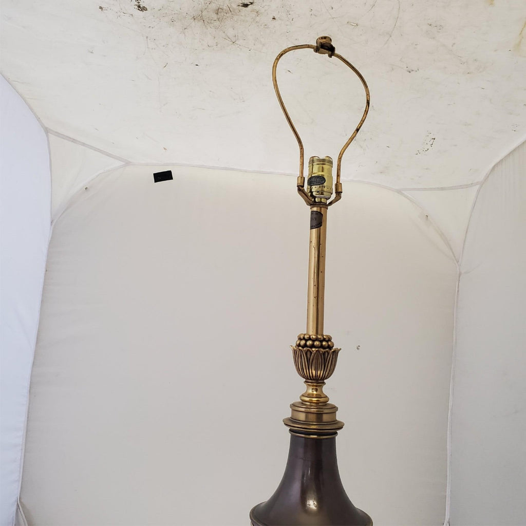 Vintage Stiffel Brass Urn Portable Table Lamp A11