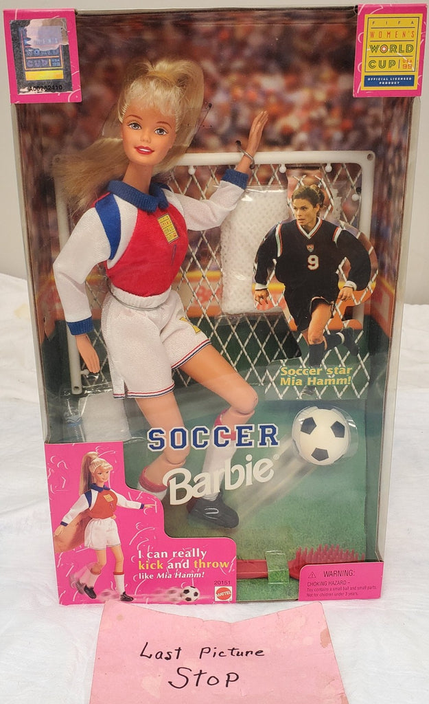 Barbie Soccer Doll Mia Hamm 1999 USA World Cup #20151 Mattel Kicks & Throws