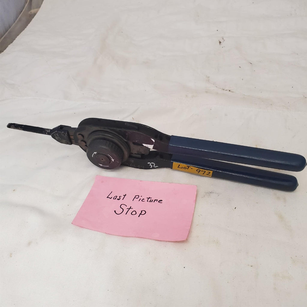 Bergen Cable Technology Ratcheting Crimping Tool Blue Handle