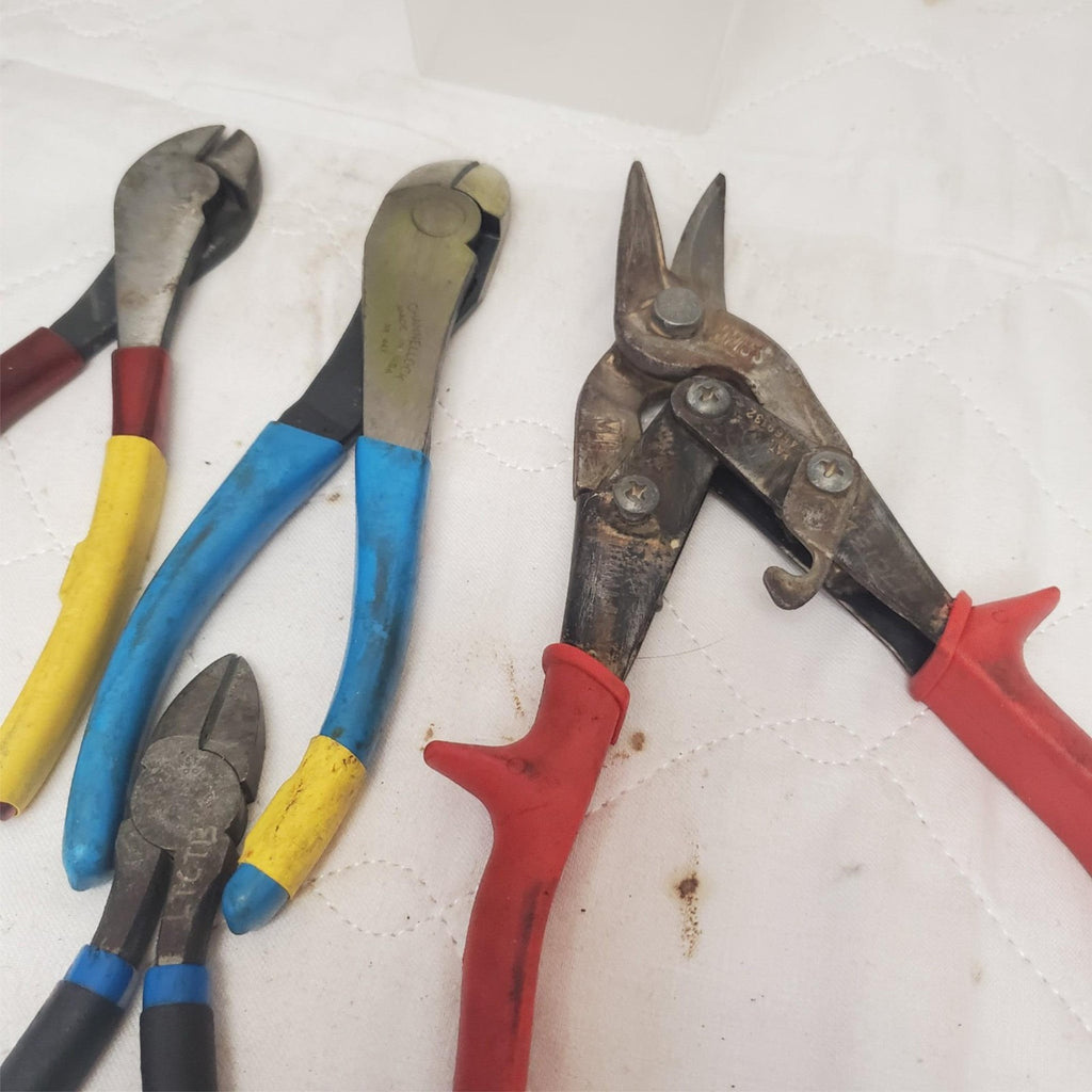 Lot of 4 Assorted Cutting Pliers Set LOT-768