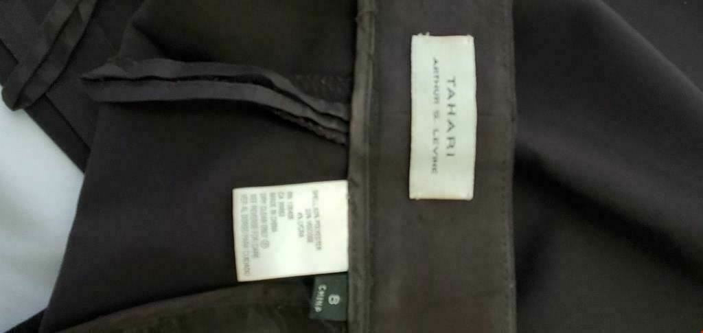 Tahari Arthur S Levine Women's Black Straight Crepe Dress Pant Size 8