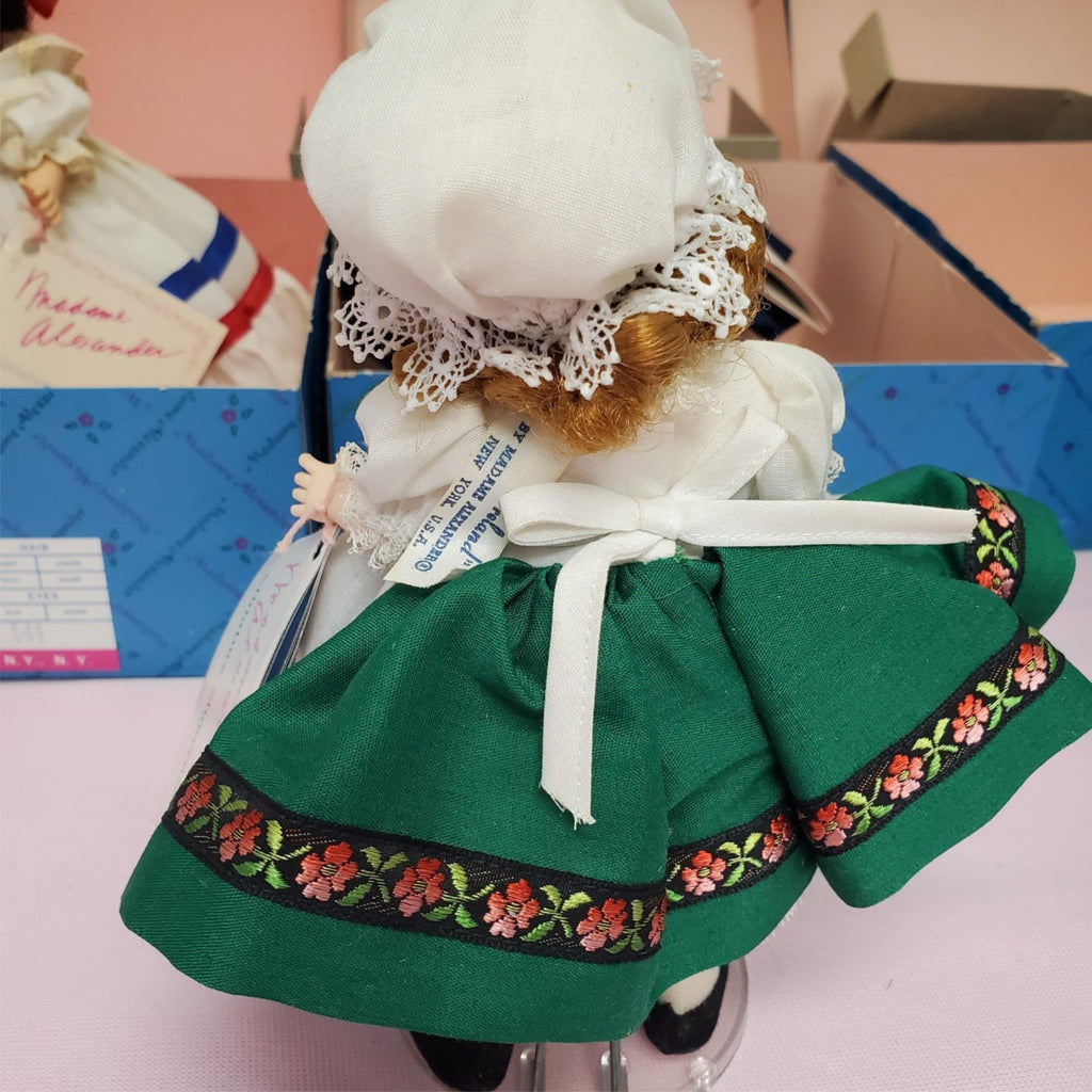 Set Of 5 Vintage Madame Alexander Miniature Showcase Dolls