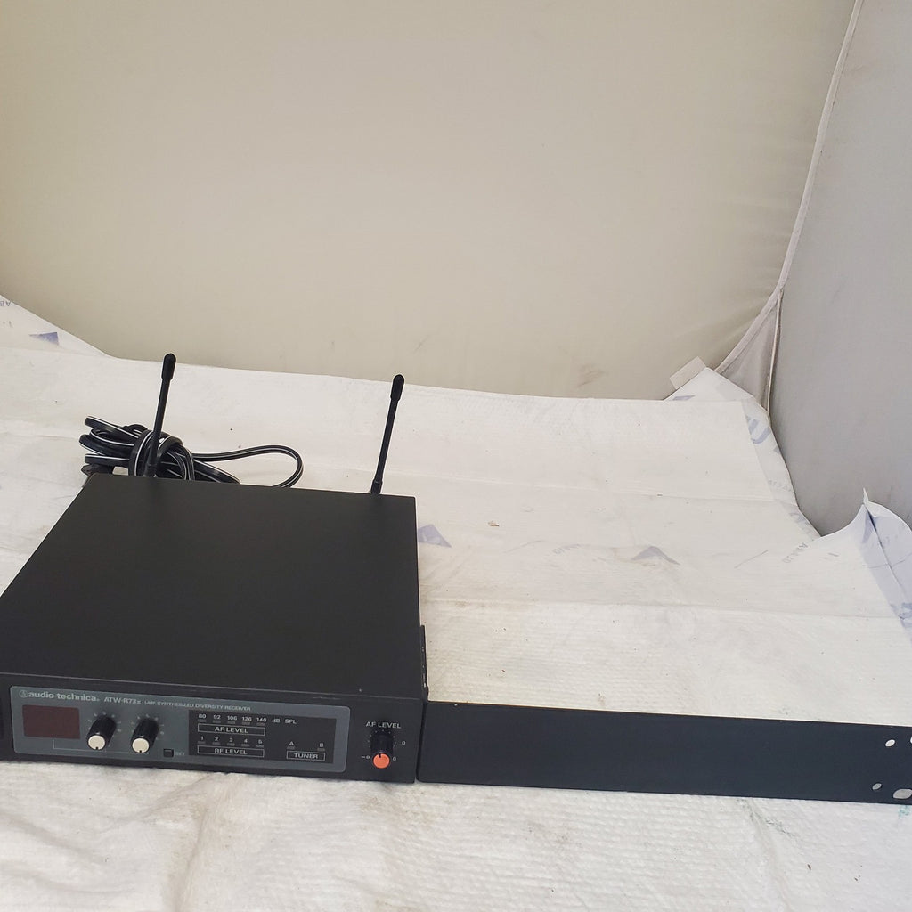 Vintage Audio-Technica ATW-R73x UHF Receiver 120V 60hz 9W - Rackmountable