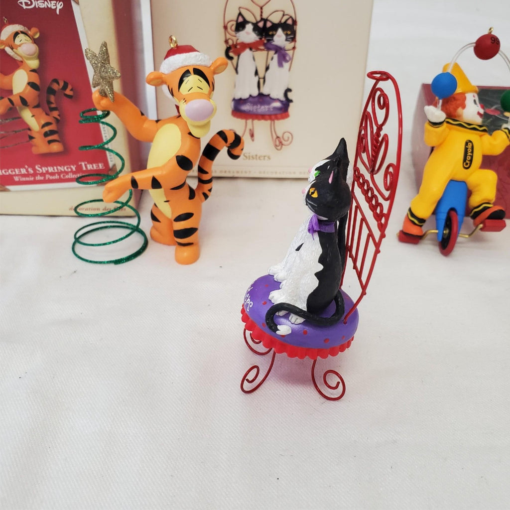 Lot of Hallmark Keepsake Tiggers Springy Tree,Clownin Around & Sisters Ornaments