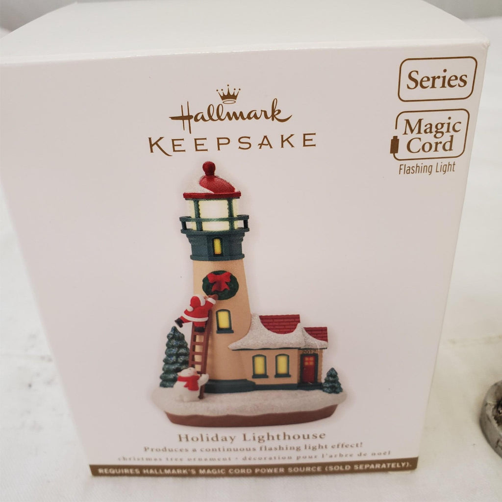 Hallmark Keepsake Ornament Holiday Lighthouse & Leaning Tower of Pisa