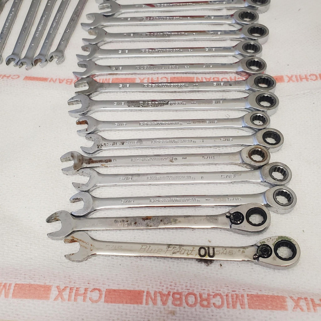 Lot of 28  Gear Wrench & Blue Point Combination Wrench Set LOT-388