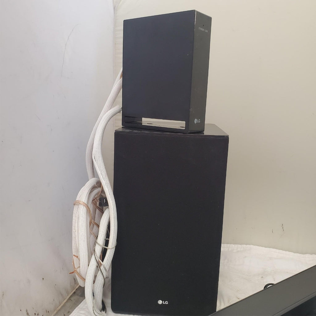 LG SL9YG Home Theater Sound System with Wireless Subwoofer and Surround Speakers