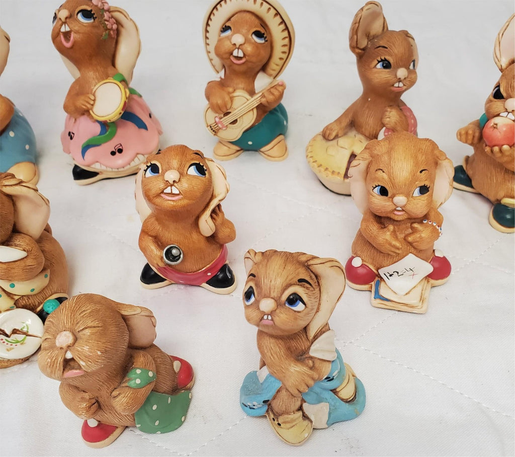 Lot of 12 Pendelfin Hand Painted and Made in England Figurines