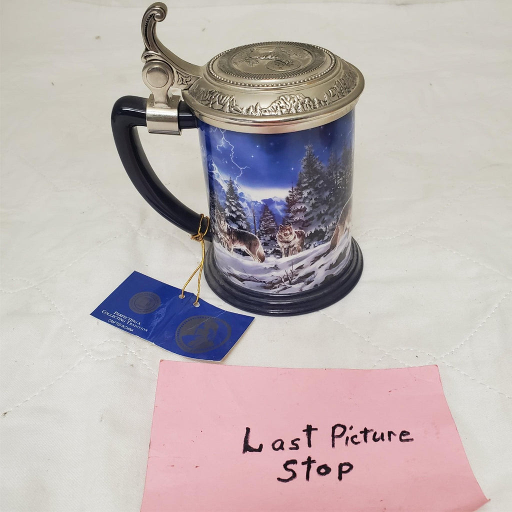 The Franklin Mint Wolf Center Call of The North Tankard Collector Stein